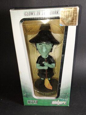 Upper Deck Limited Edition Halloween Nodderz Witch